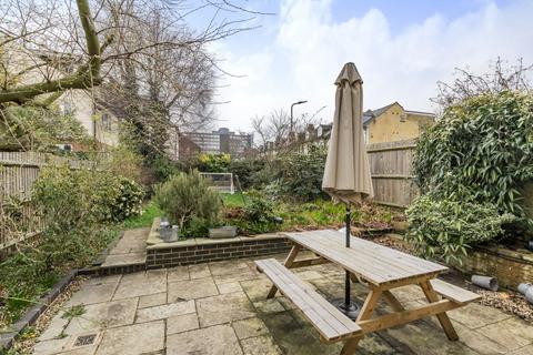 4 bedroom detached house for sale, Maple Road, London