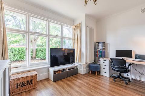 undefined, Highfield Road, Surrey KT14