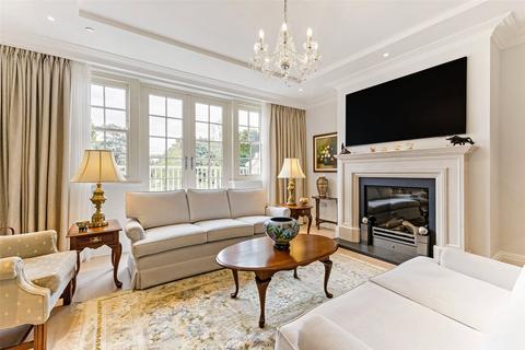 undefined, The Barons, Englefield Green, Egham, Surrey, TW20