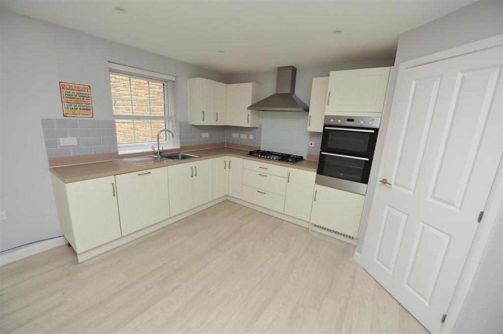 Kitchen Area.JPG