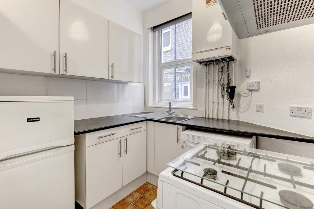 Flat 5  5 Theatre Rd