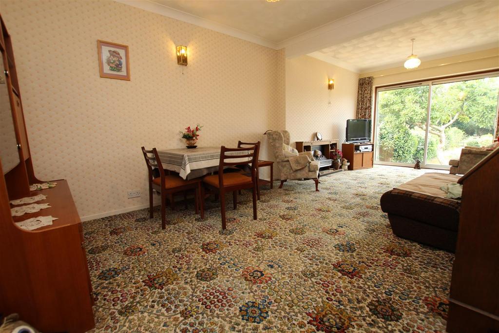 Lounge / Diner