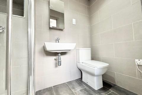 Studio to rent, 4 Drakes Courtyard, London NW6