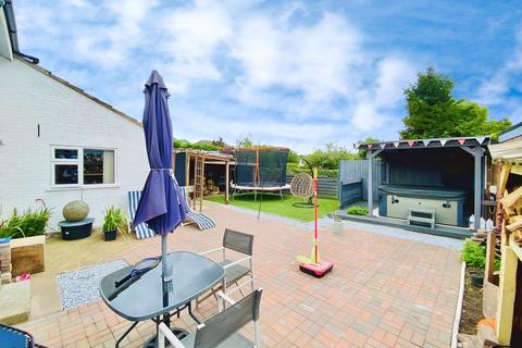 4 bedroom detached bungalow for sale, Princess Drive, Kirby Muxloe, LE9