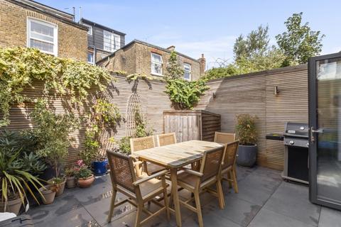 122 Glengall Road, London, NW6 7HH