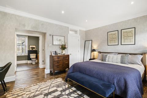 122 Glengall Road, London, NW6 7HH