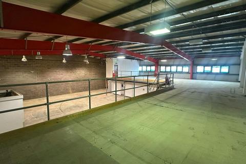 Warehouse to rent, Napier Rd Bedford MK41 0RB