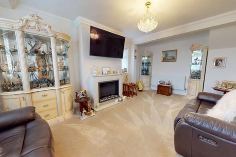 3 bedroom bungalow for sale, The Ridge, Great Doddington, NN29 7TU