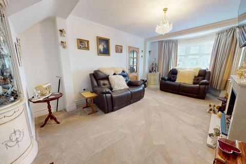 3 bedroom bungalow for sale, The Ridge, Great Doddington, NN29 7TU