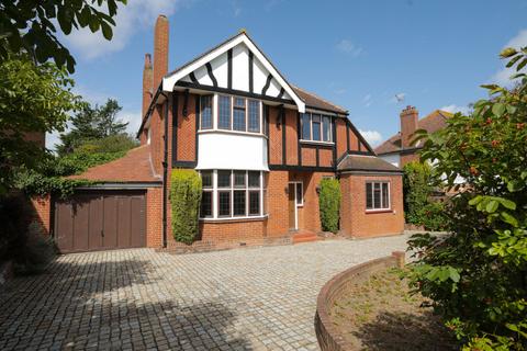 Kingsgate Avenue, Broadstairs, Kent, CT10