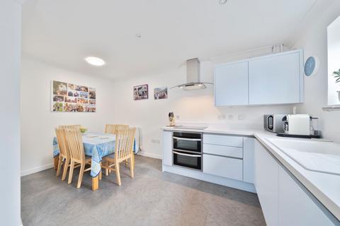 8 Chariot Way, Cambridge, CB4 2GY
