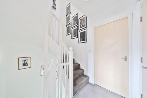 8 Chariot Way, Cambridge, CB4 2GY