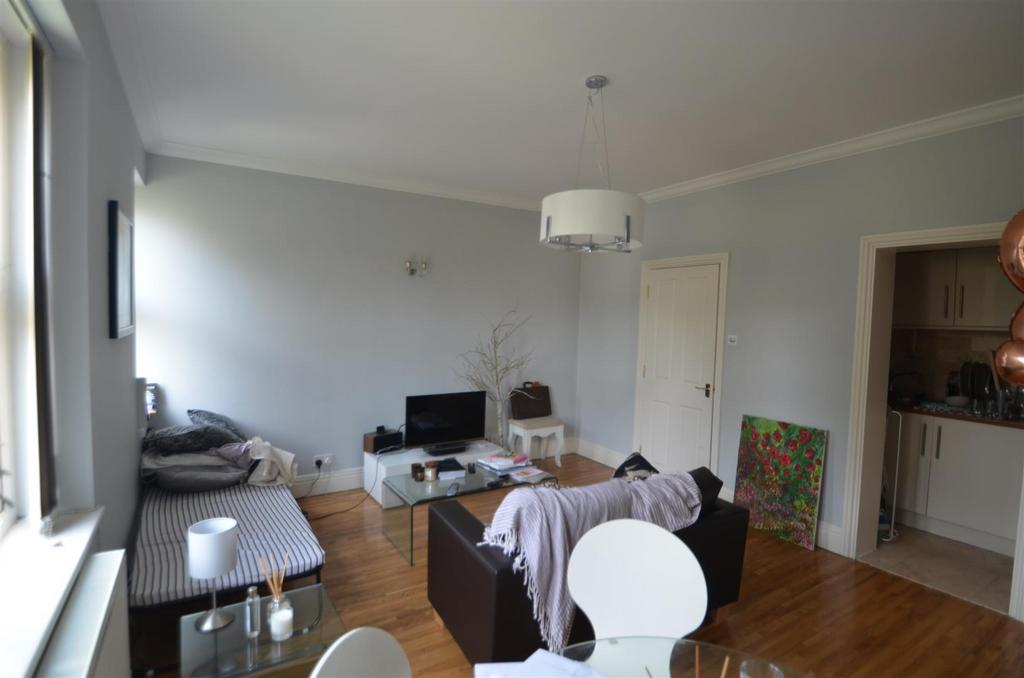 Lounge 3 sept 2020.JPG