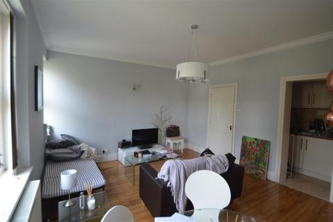 1 bedroom flat for sale, Madeley Road, Ealing W5