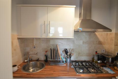 1 bedroom flat for sale, Madeley Road, Ealing W5