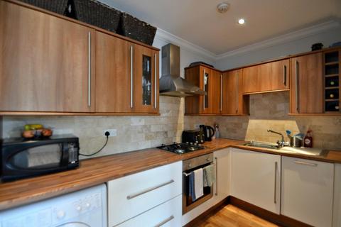 1 bedroom flat for sale, Madeley Road, Ealing W5