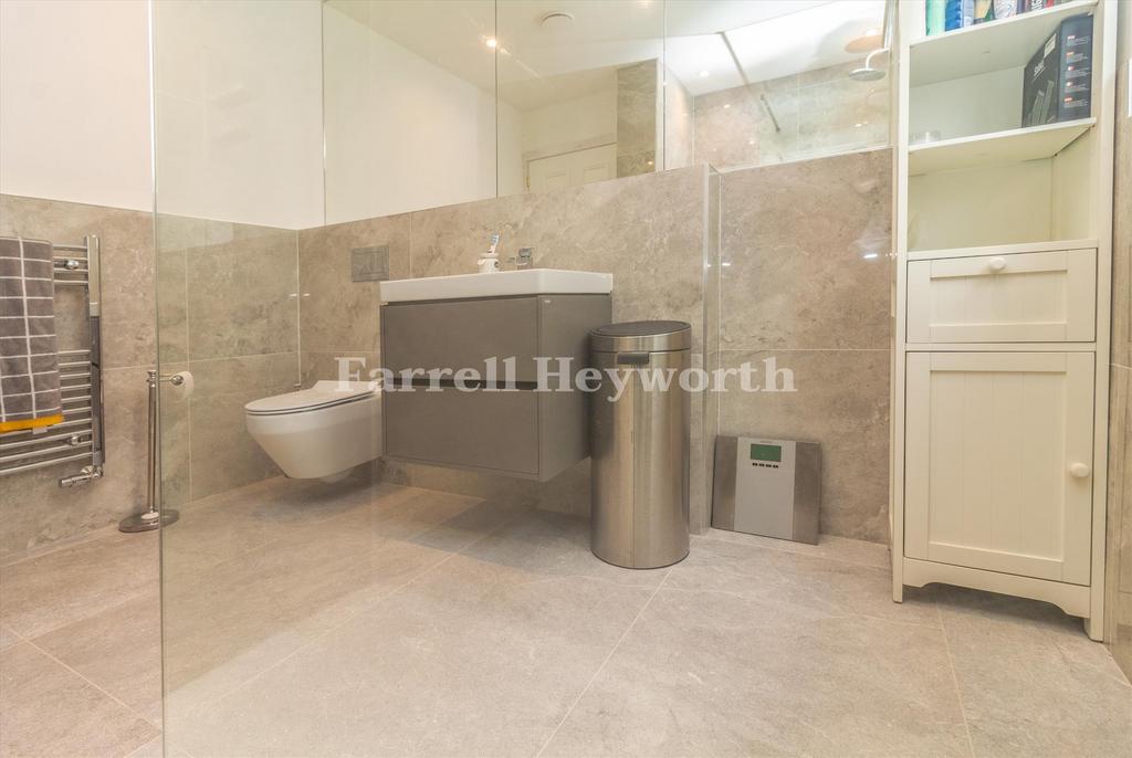 Shower Room image 2