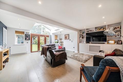 4 bedroom semi-detached house for sale, Redlees Close, Old Isleworth TW7