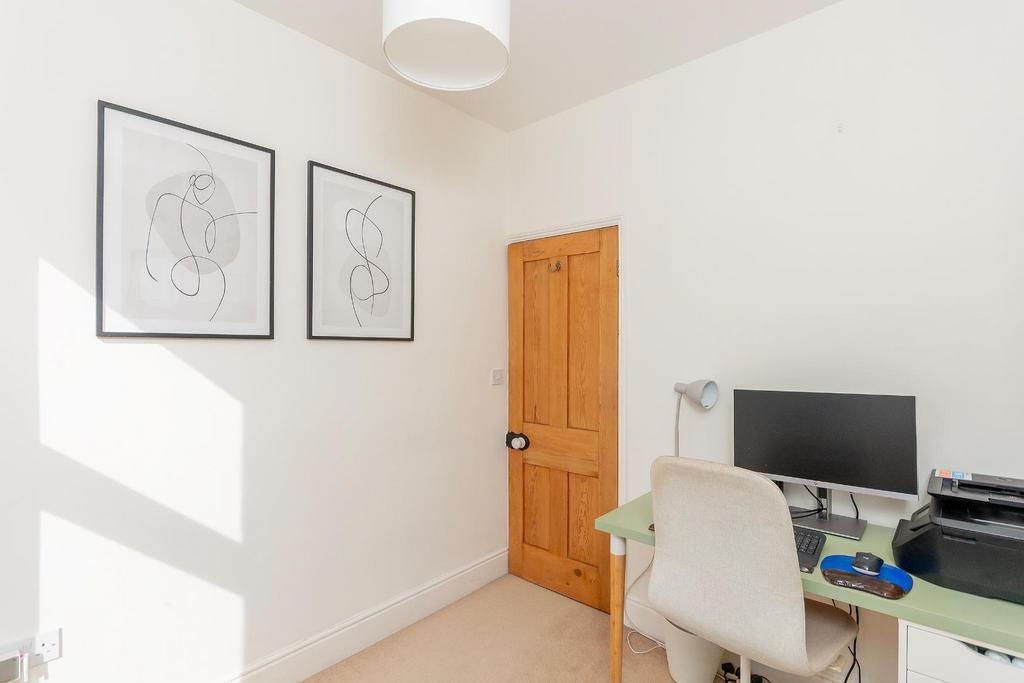 1 B1 R6 BN - Bedroom F.jpg