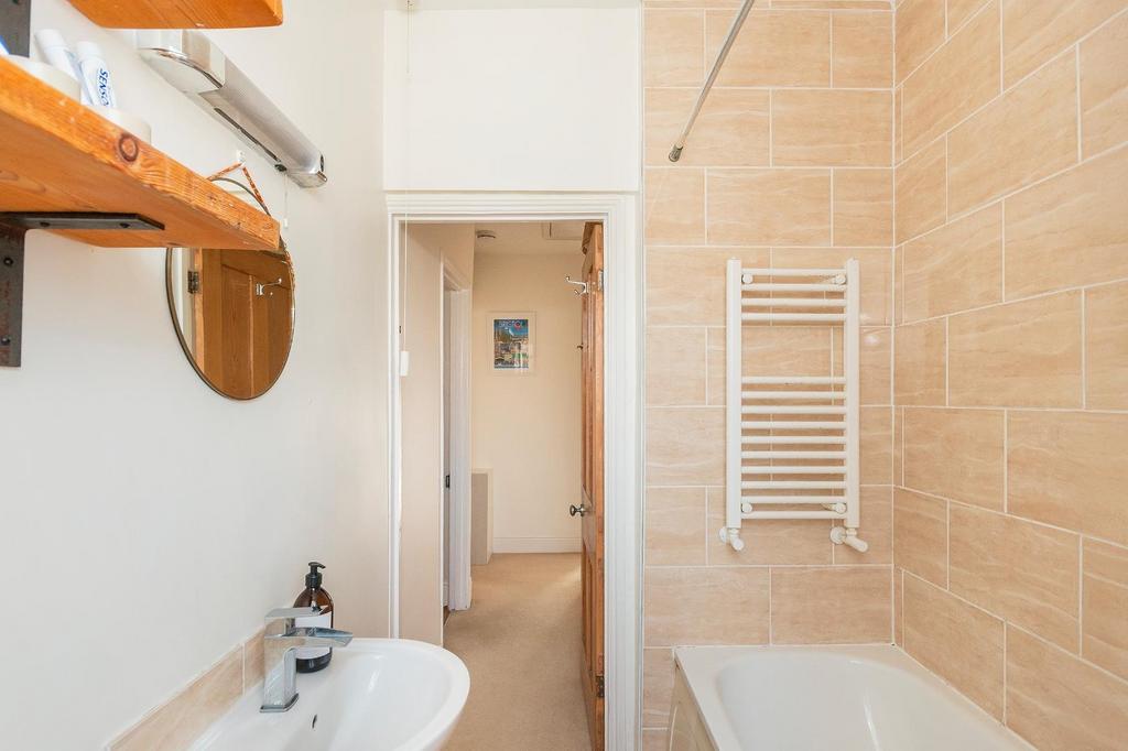 1 B1 R6 BN - Bathroom A.jpg