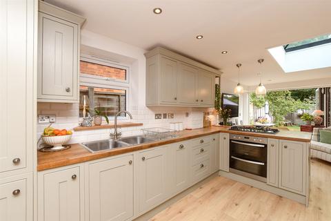 undefined, New North Road, Reigate RH2