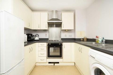 1 bedroom flat for sale, Turner Street, London E16
