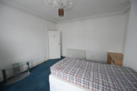 undefined, Wingrove Gardens, Fenham NE4