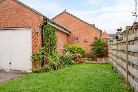 undefined, Coledale Close, York