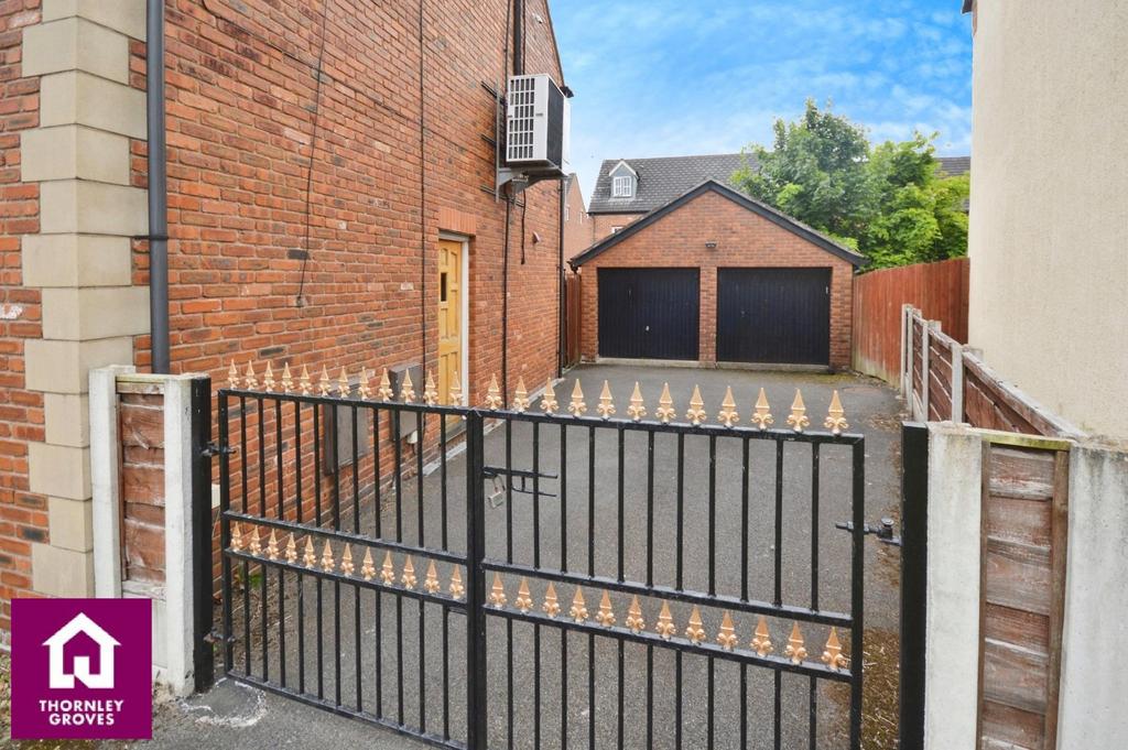 Gated Driveway