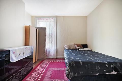 undefined, Westbury Avenue, London, N22