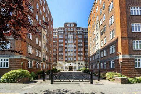 Hall Road, London NW8