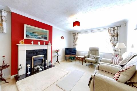 4 bedroom detached house for sale, Booth Lane North, Boothville, NN3 6JG