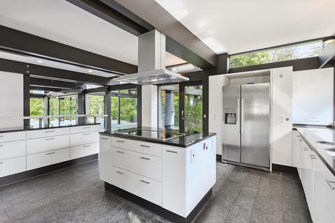 undefined, Burtenshaw Road, Thames Ditton, Surrey, KT7