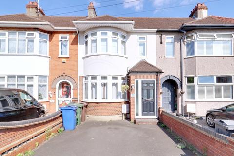 Grange Road, South Ockendon RM15