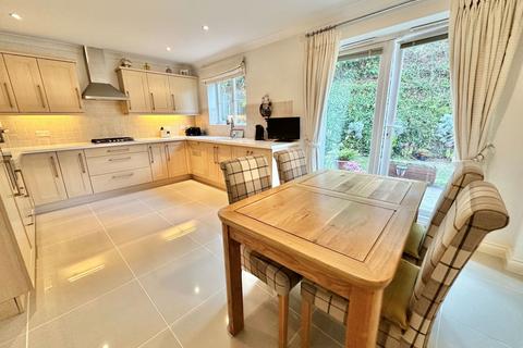 3 bedroom detached house for sale, Isaac Grove, Torquay, TQ2 7GS