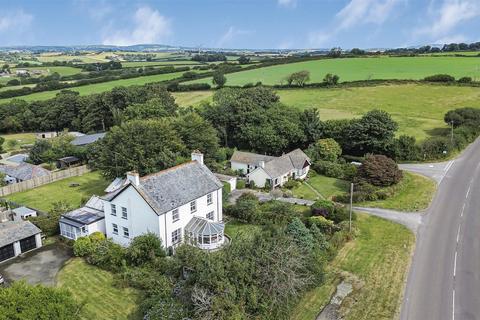 5 bedroom detached house for sale, Morval, Looe