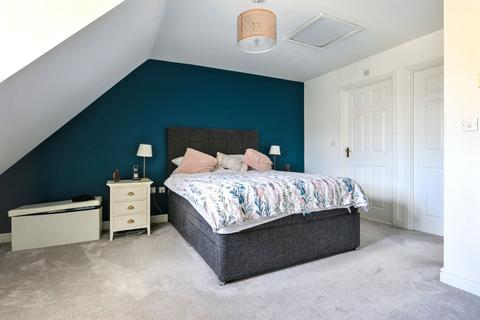 4 Ashcombe Crescent, Witney, OX28 6GL