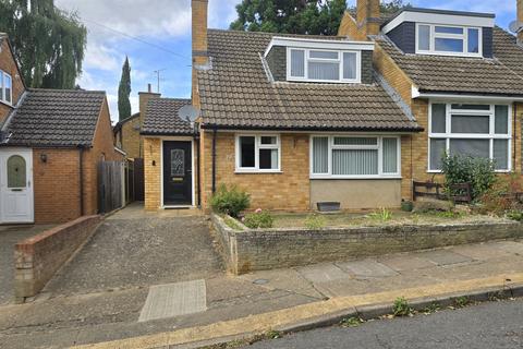 27 Brook Lane, Northampton, NN5 7HL