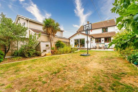 undefined, Family home conveniently situated on peaceful Yatton cul de sac