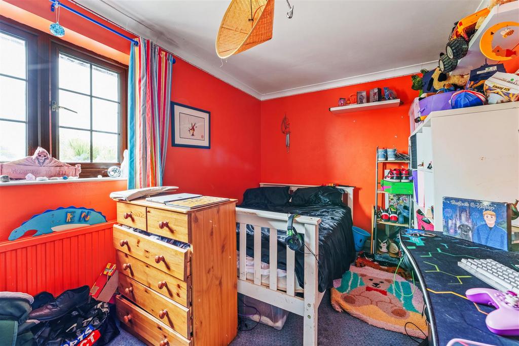 1.12 - bed 3.jpg