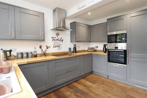 1b Holly Close, Full Sutton, York, YO41 1LY