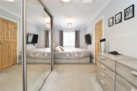 1b Holly Close, Full Sutton, York, YO41 1LY