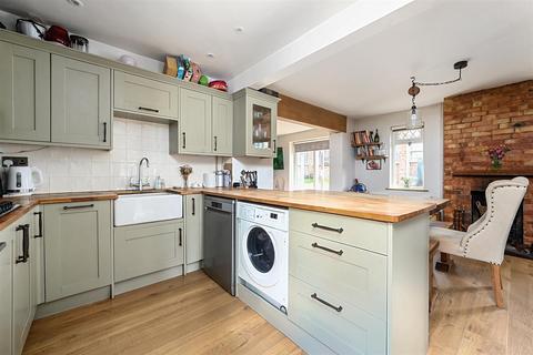 undefined, North Lane, Portslade BN41
