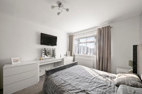 undefined, Pemberton Road, Slough SL2