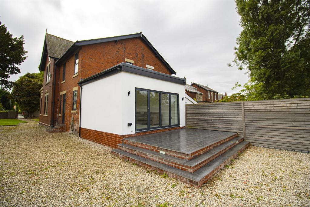 Rear Garden - Kitchen Extension