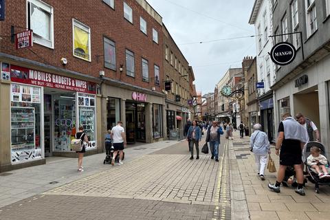 Retail property (high street) to rent, 10 Coney St York YO1 9NA