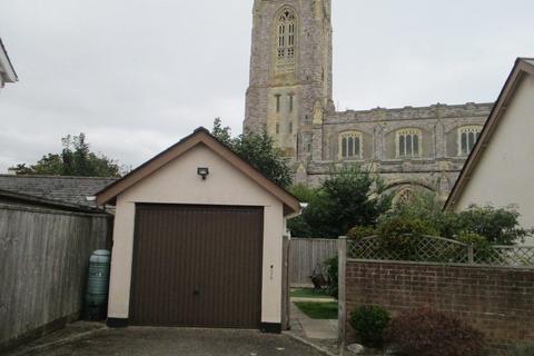 3 bedroom bungalow to rent, Beacon Place, Exmouth