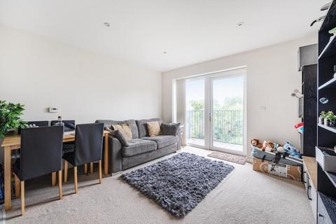 1 bedroom flat for sale, Henry Court, Stanmore HA7