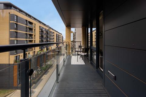 2 bedroom apartment for sale, Cadmium Square, London, E2