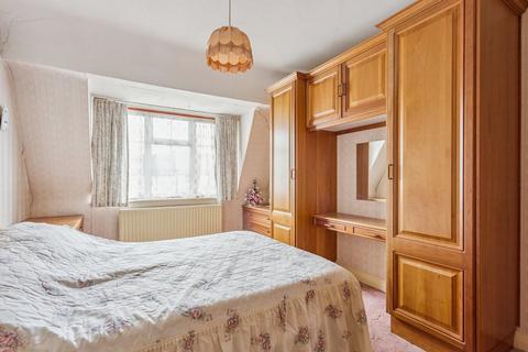 3 bedroom semi-detached house for sale, The Parkway, Iver Heath SL0